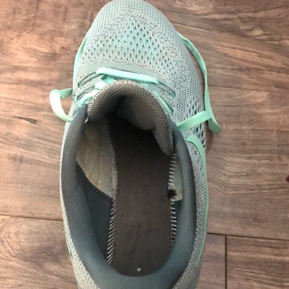 Women’s Nike Free Run - Picture 4 of 4